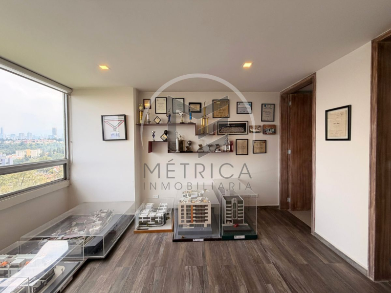  ph en dos niveles en venta en bosque de minas, remodelado y con vista panorámica