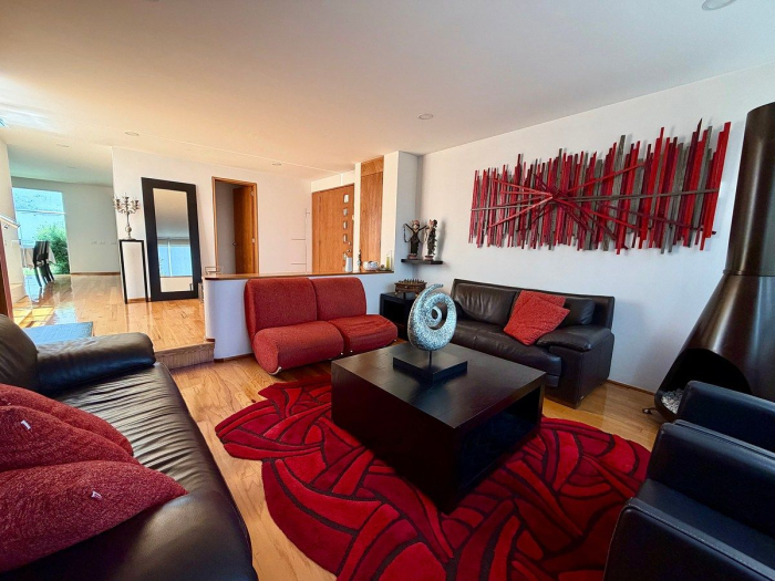 casa en renta, en una de las mejores privadas en interlomas. 