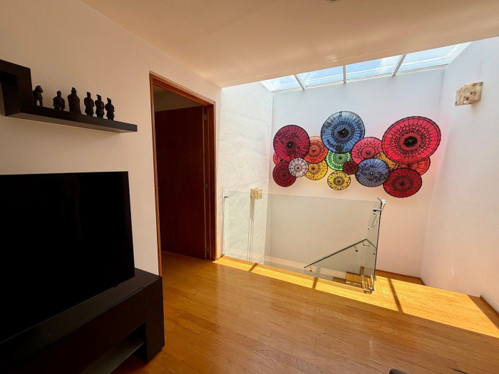 casa en renta, en una de las mejores privadas en interlomas. 