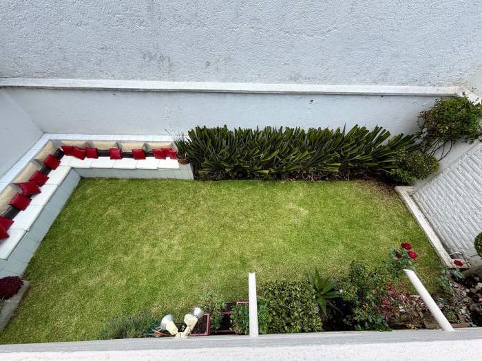 Casa En Renta, En Una De Las Mejores Privadas En Interlomas. 