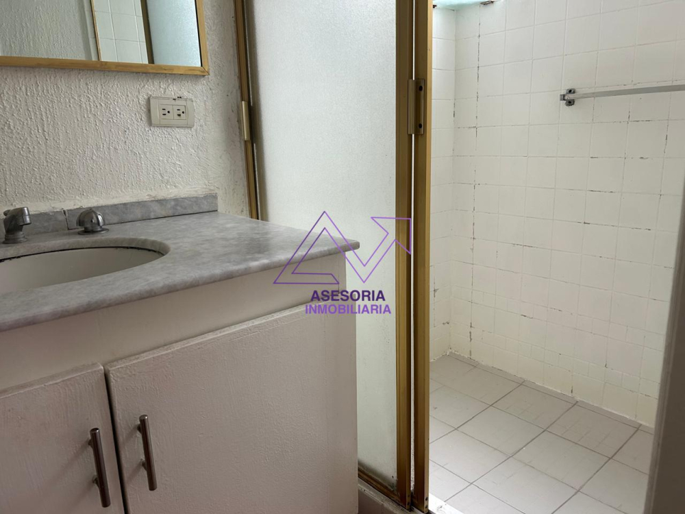 Casa En Venta En Del Valle Sur