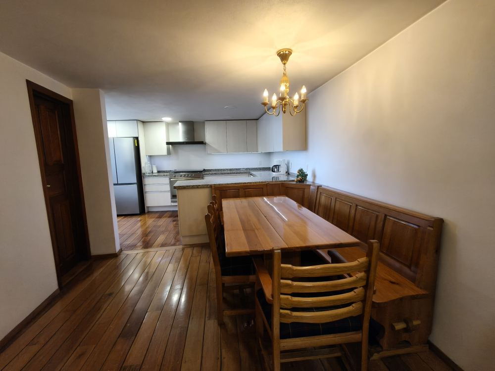 DEPARTAMENTO AMUEBLADO EN RENTA EN LOMAS DE CHAPULTEPEC