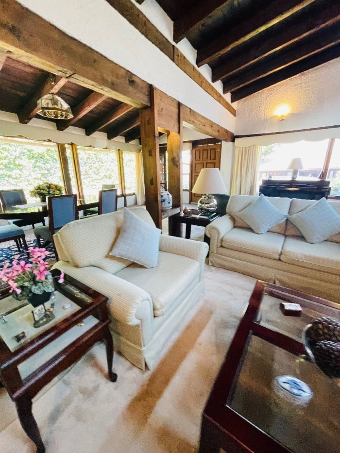 bonita casa en venta de un nivel. excelente opción!!