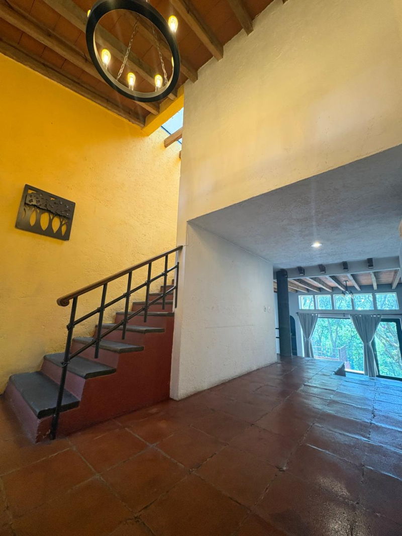 se vende casa en boulevard condado de sayavedra atizapan de zaragoza.
