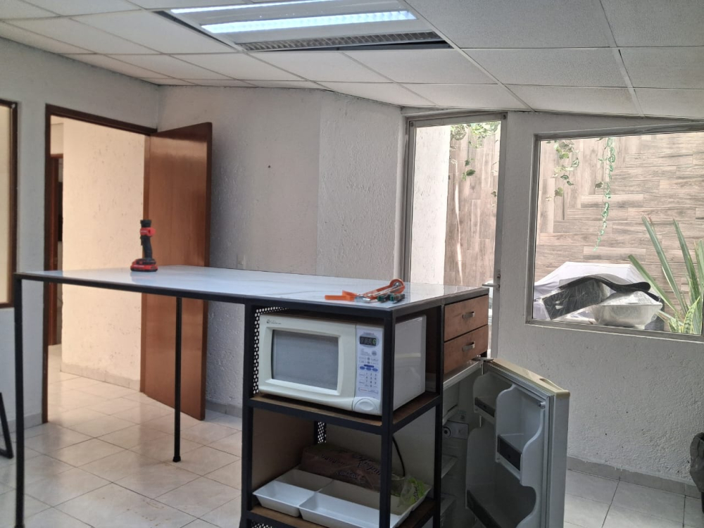CASA EN VENTA CON USO DE SUELO EN LA ANAHUAC