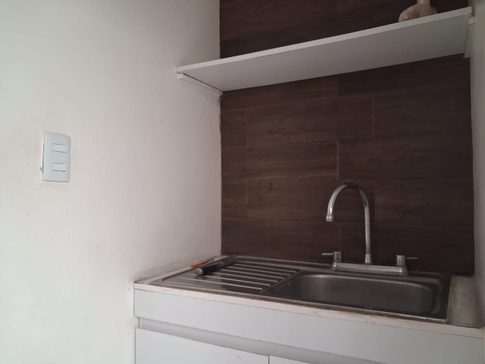 CASA EN VENTA CON USO DE SUELO EN LA ANAHUAC