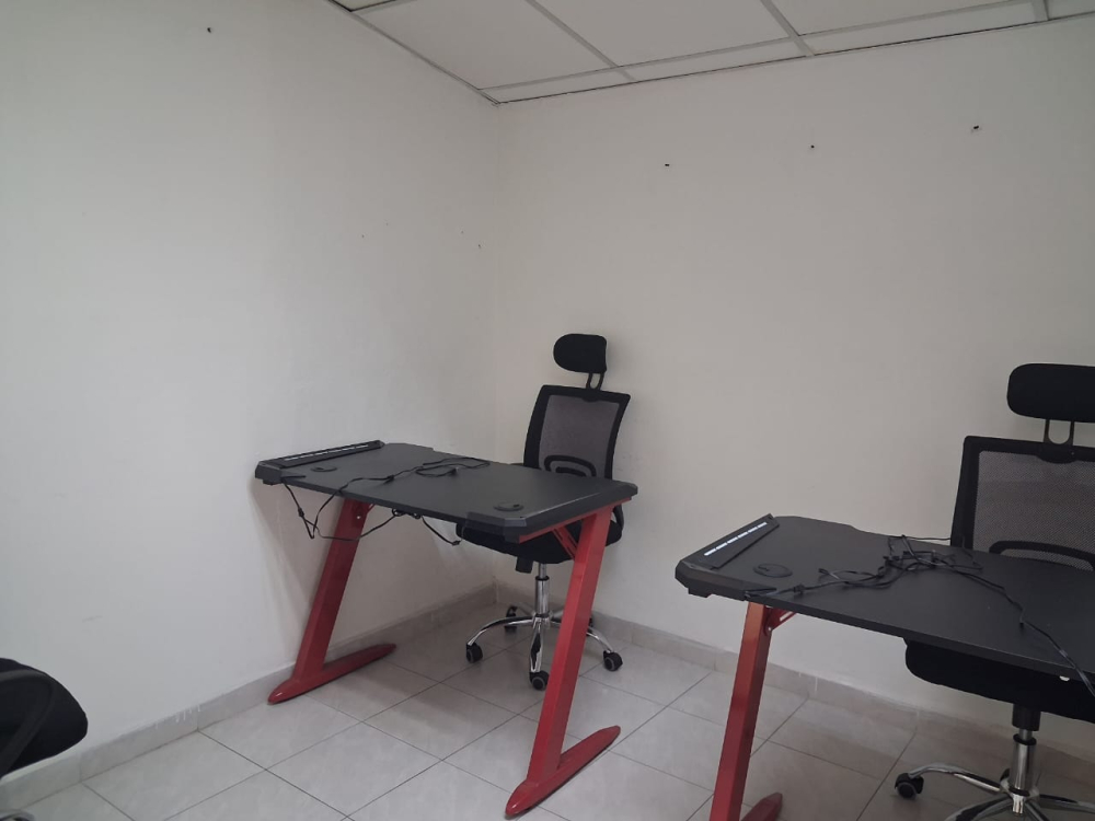 CASA EN VENTA CON USO DE SUELO EN LA ANAHUAC