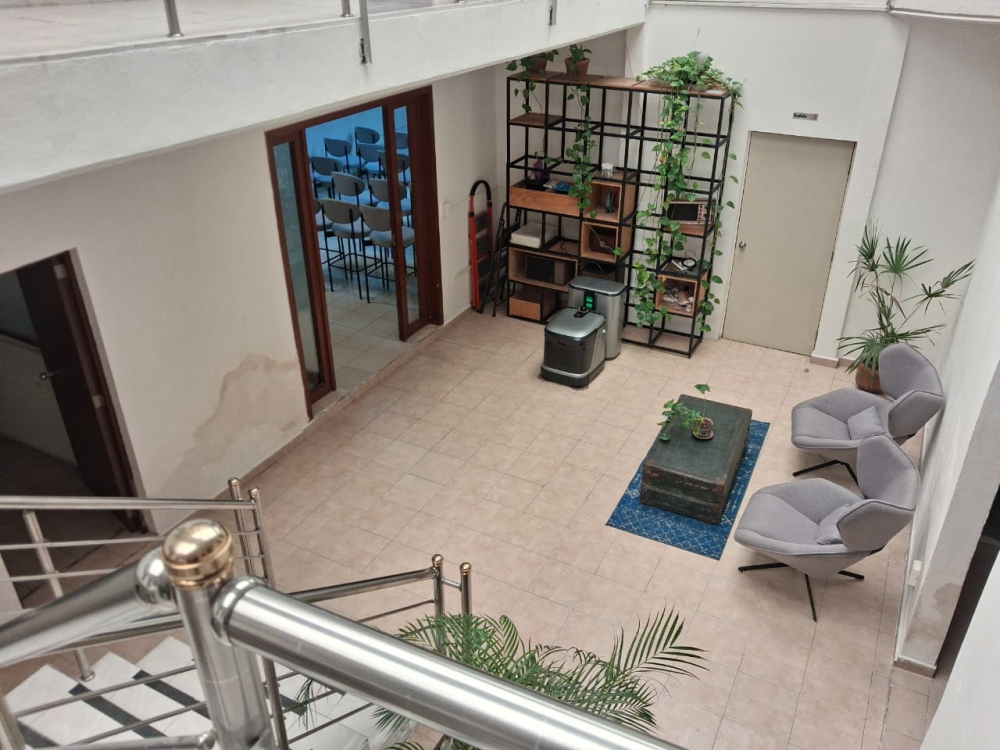 CASA EN VENTA CON USO DE SUELO EN LA ANAHUAC