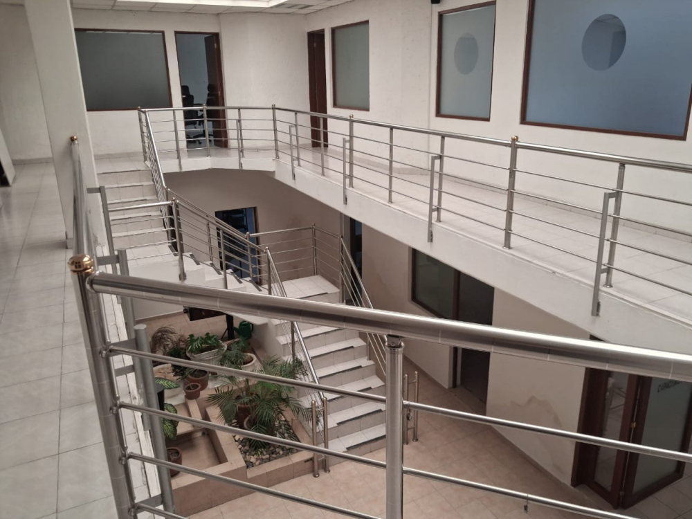 CASA EN VENTA CON USO DE SUELO EN LA ANAHUAC