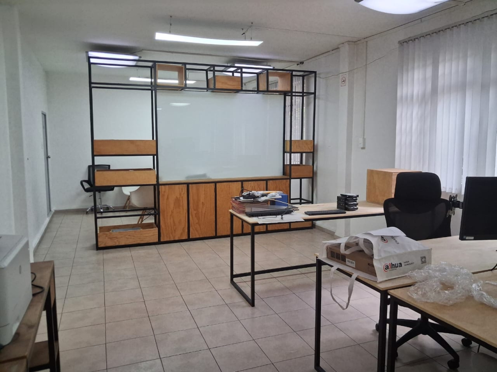 CASA EN VENTA CON USO DE SUELO EN LA ANAHUAC