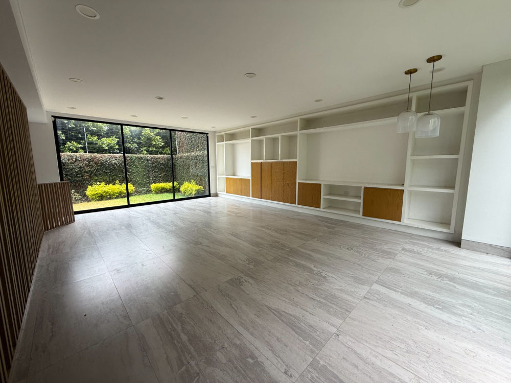 casa en condominio en venta en las águilas