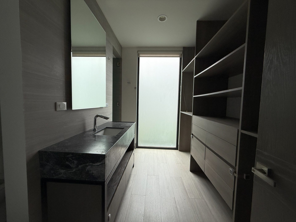 casa en condominio en venta en las águilas