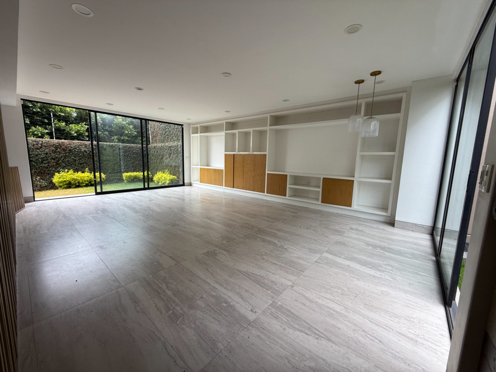 casa en condominio en venta en las águilas
