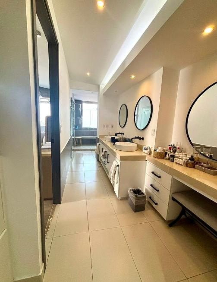 Departamento PH Con 4 Recámaras En Venta En Hacienda Del Ciervo