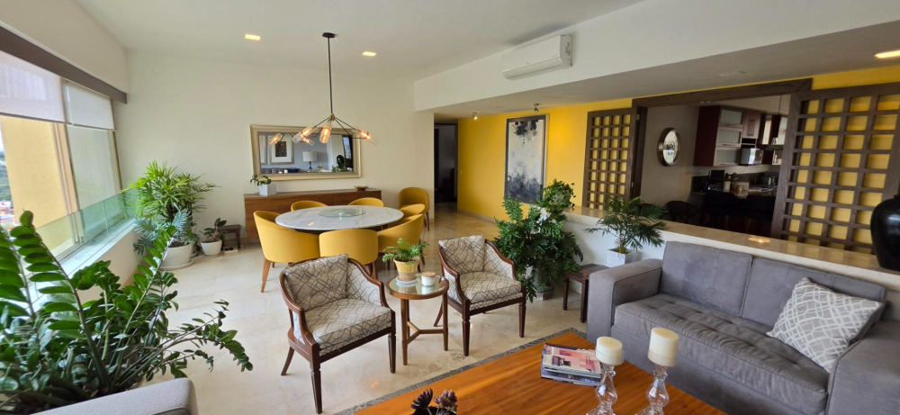 Departamento En Venta En Lomas Altas