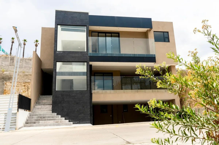 venta casa en bosque real, girasoles