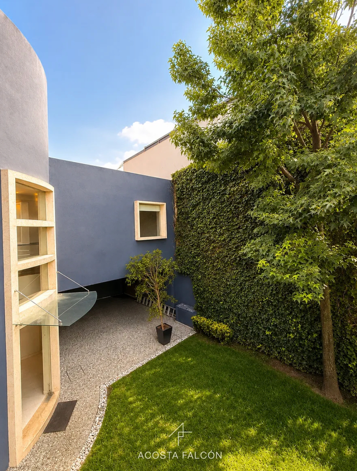 casa en calle cerrada en lomas