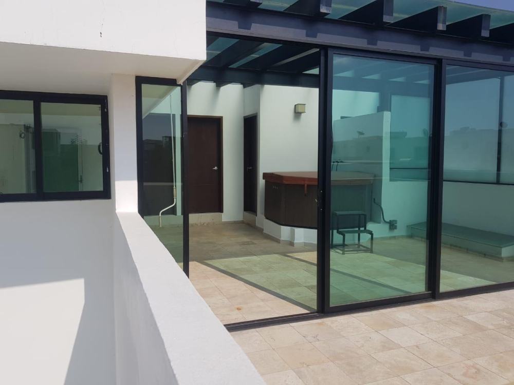 casa en venta en lomas de angelopolis 