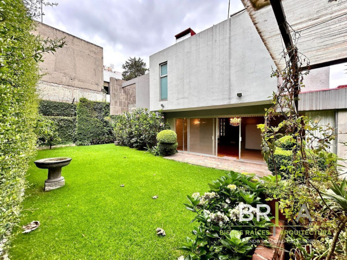 casa en venta en lomas de chapultepec