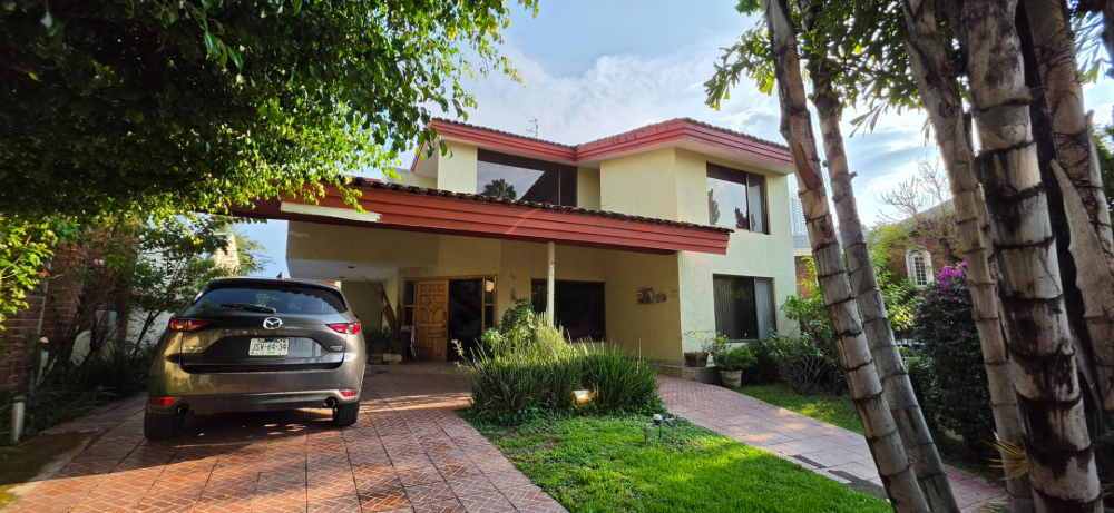 Casa en Condominio en Venta en Lomas del Bosque
