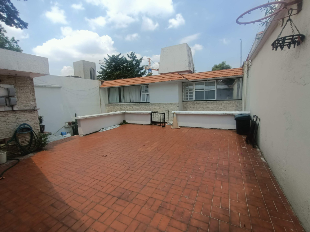 CASA EN PRIVADA EN VENTA EN TECAMACHALCO A 5 MINUTOS DE LA UNIVERSIDAD ANAHUAC
