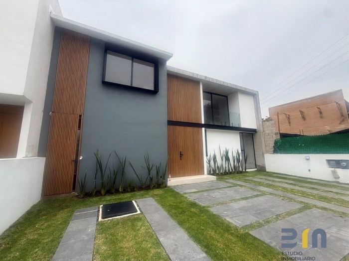 casa en venta en lomas del rio