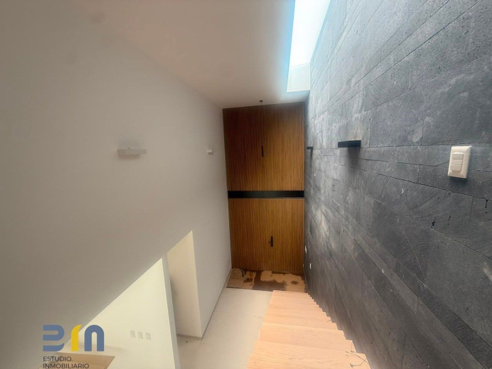 casa en venta en lomas del rio