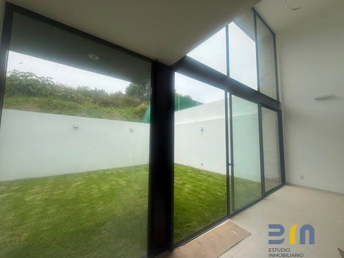 casa en venta en lomas del rio