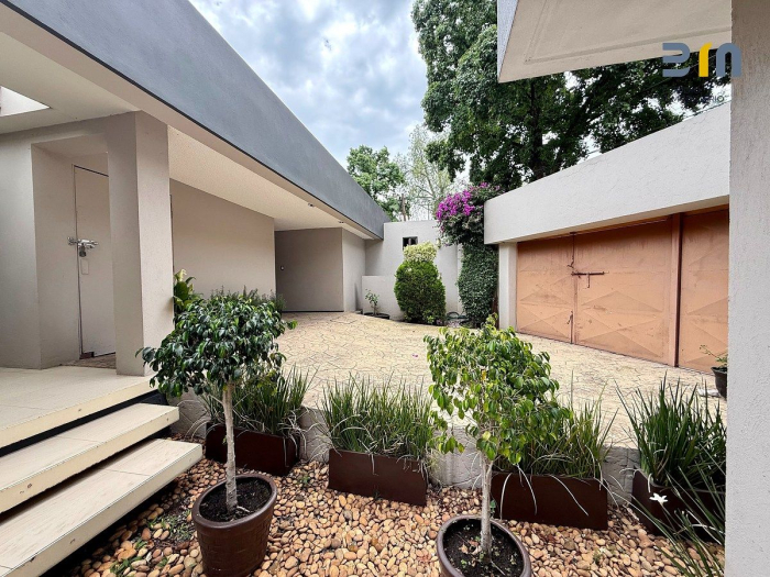 casa en venta  en lomas hipódromo calle con seguridad