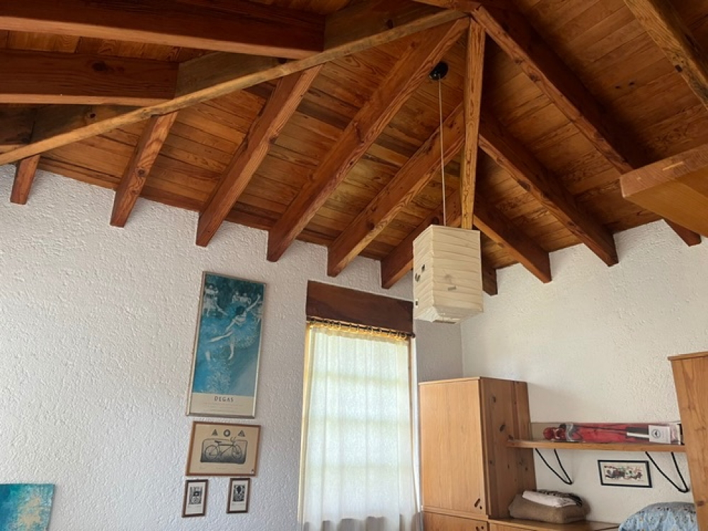 Venta Espectacular  Casa En Vistahermosa, Calle Con Vigilancia 