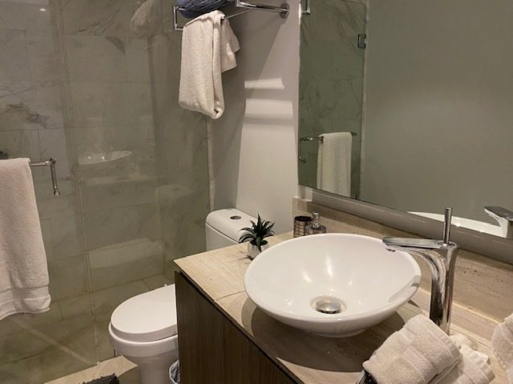 departamento en renta en colinas de san javier