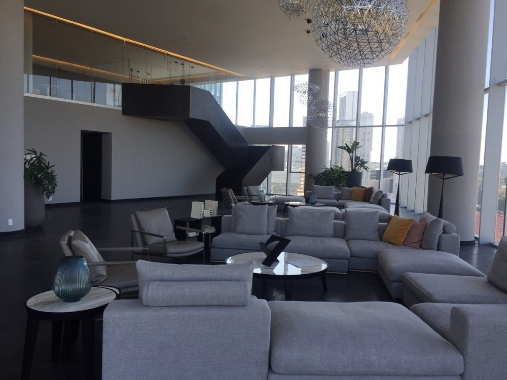 departamento en renta en colinas de san javier