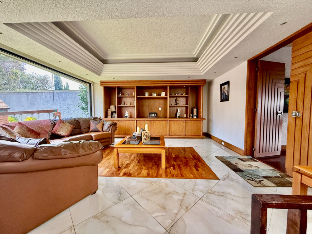 casa en venta en huixquilucan de degollado centro