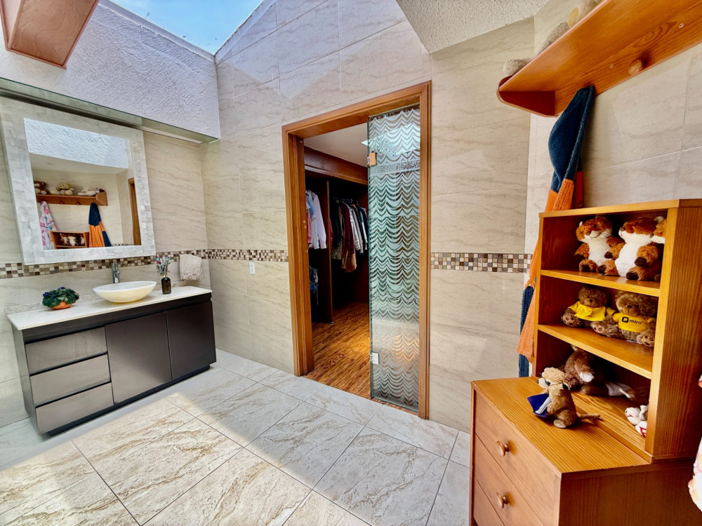 casa en venta en huixquilucan de degollado centro