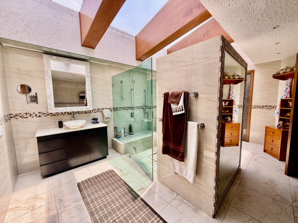 casa en venta en huixquilucan de degollado centro
