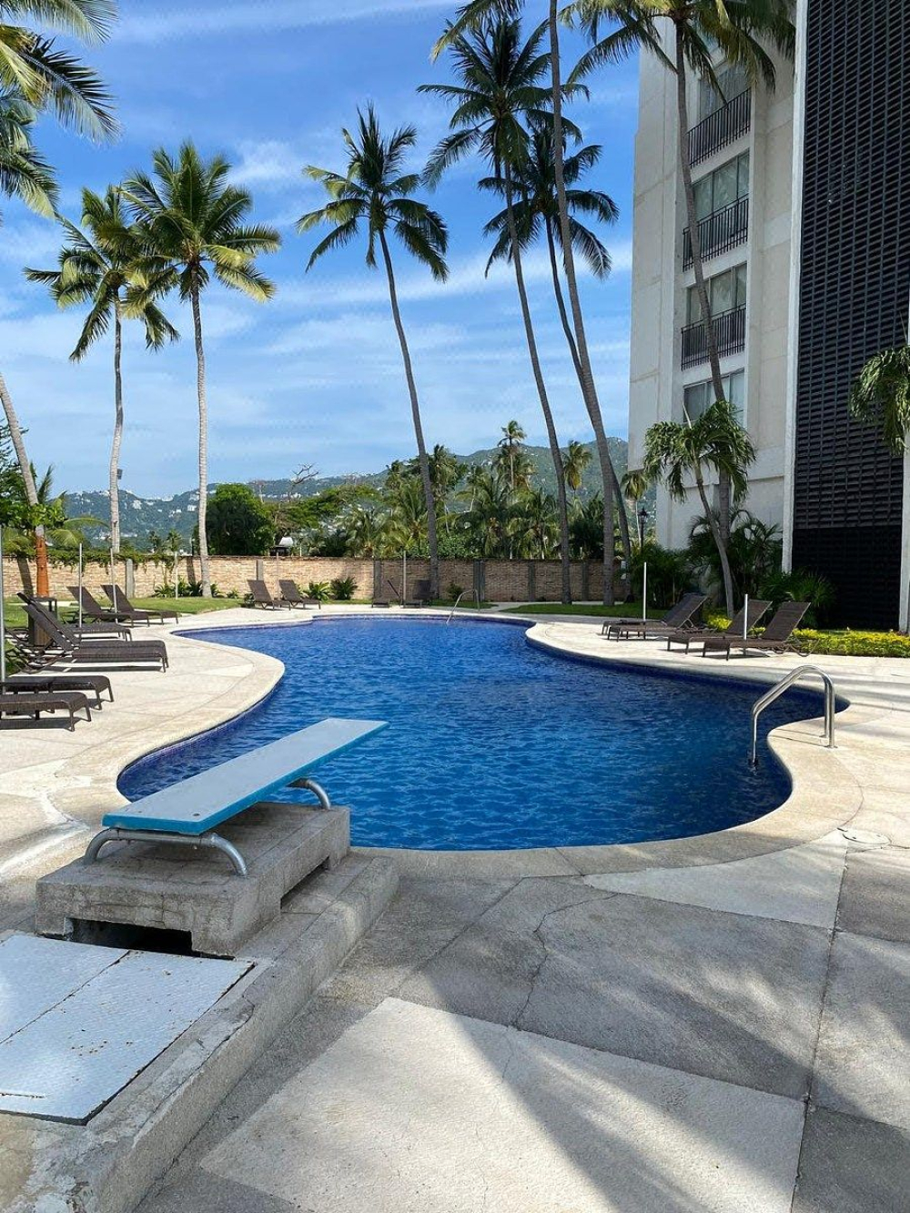 Departamento En Venta En Torre Azteca Princess, Acapulco