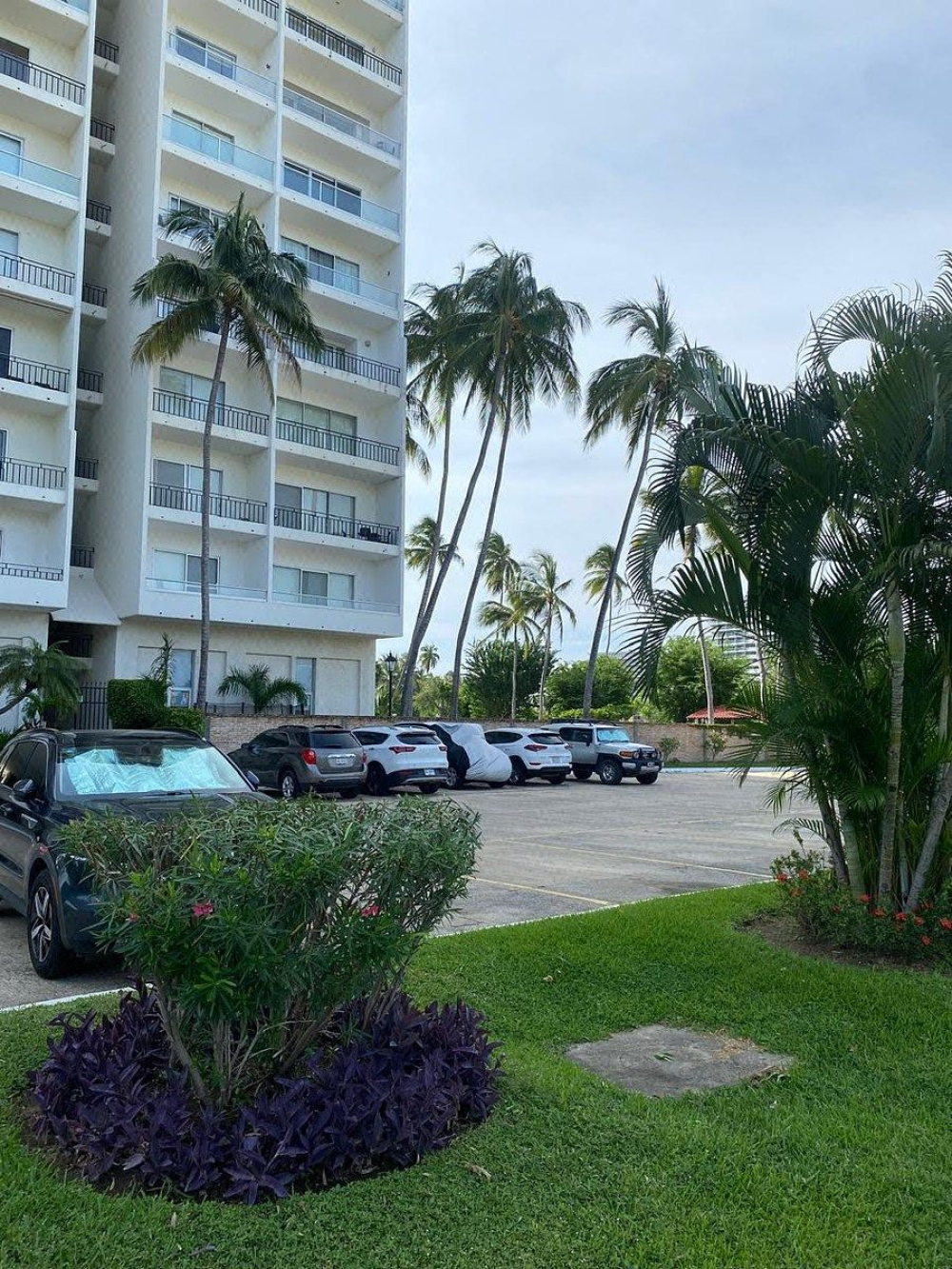Departamento En Venta En Torre Azteca Princess, Acapulco