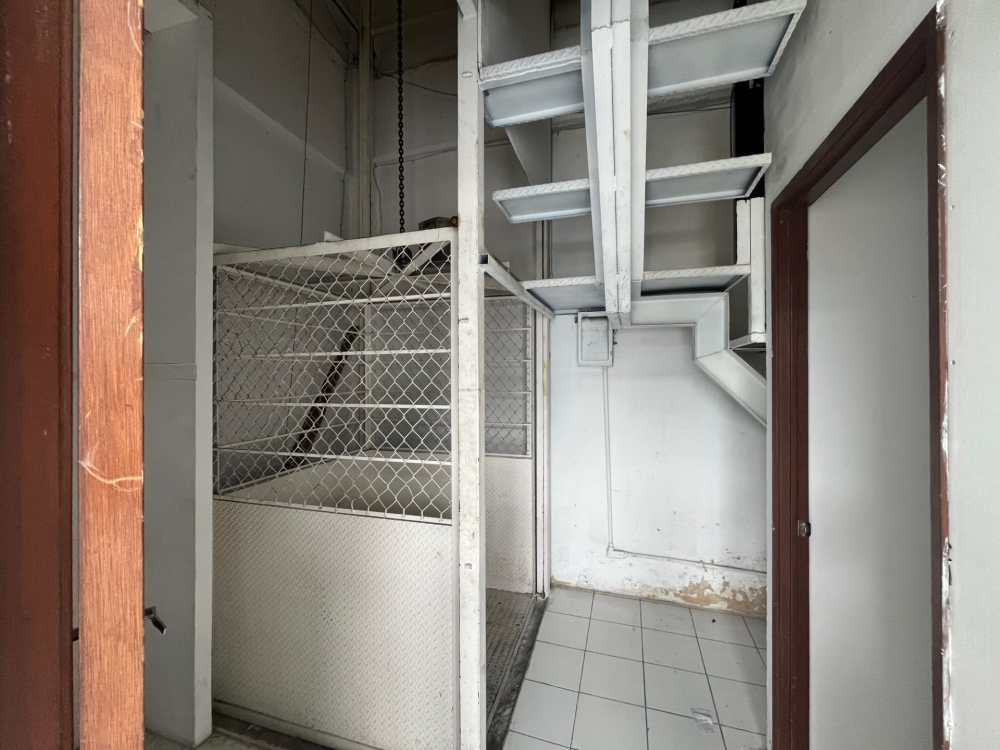 Local Comercial En Venta En Fraccionamiento Vallarta Poniente