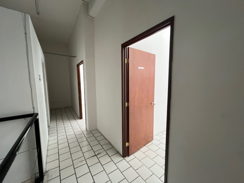 Local Comercial En Venta En Fraccionamiento Vallarta Poniente