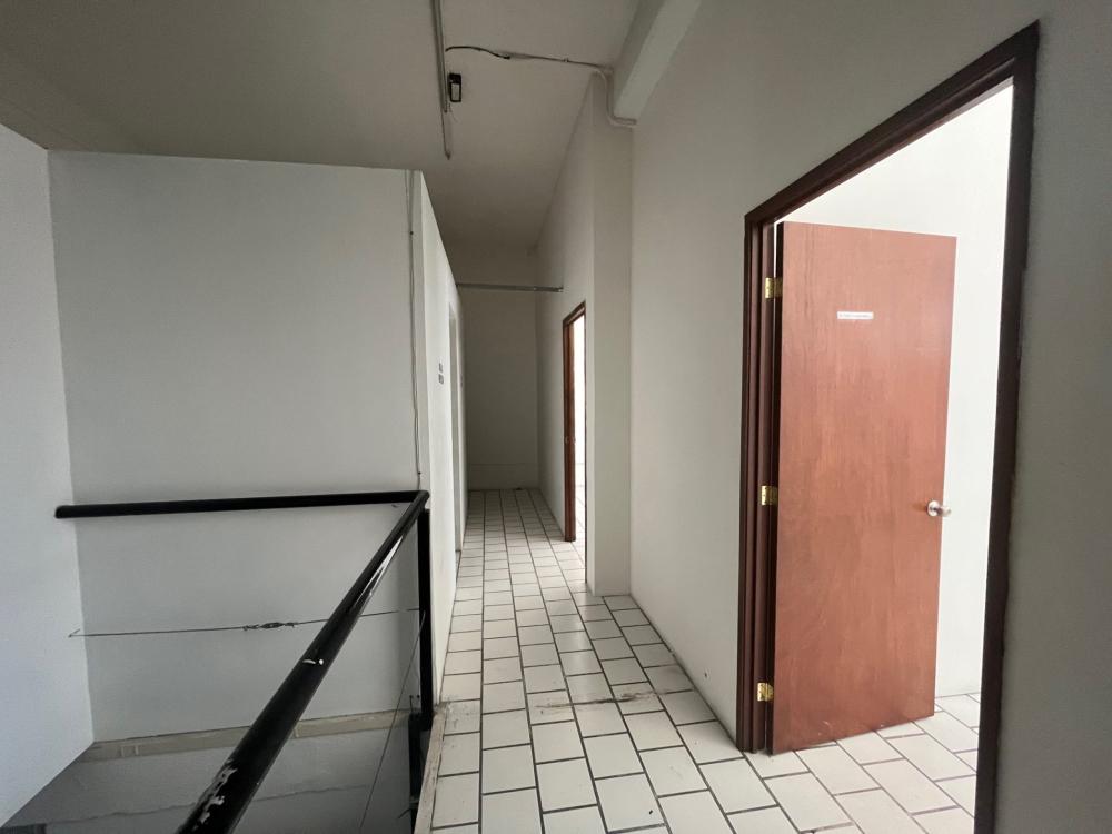 Local Comercial En Venta En Fraccionamiento Vallarta Poniente