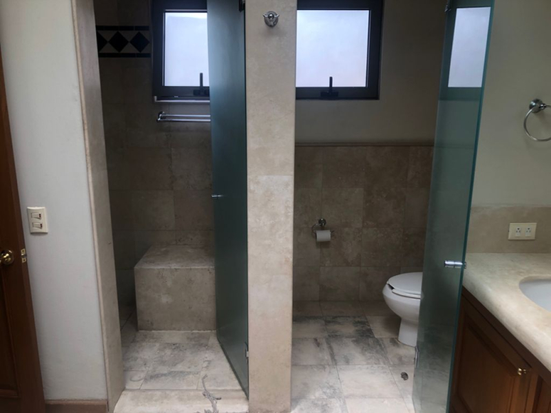 casa en venta en lomas de bezares