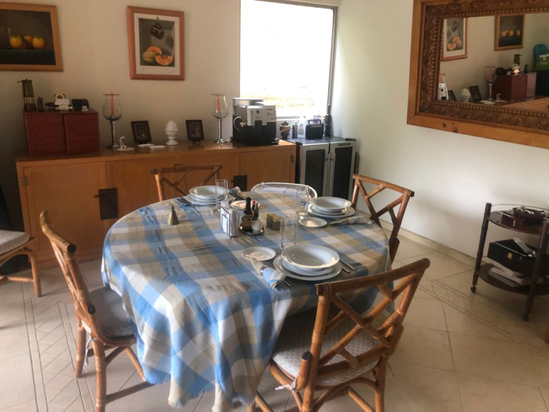 casa en venta en lomas de bezares