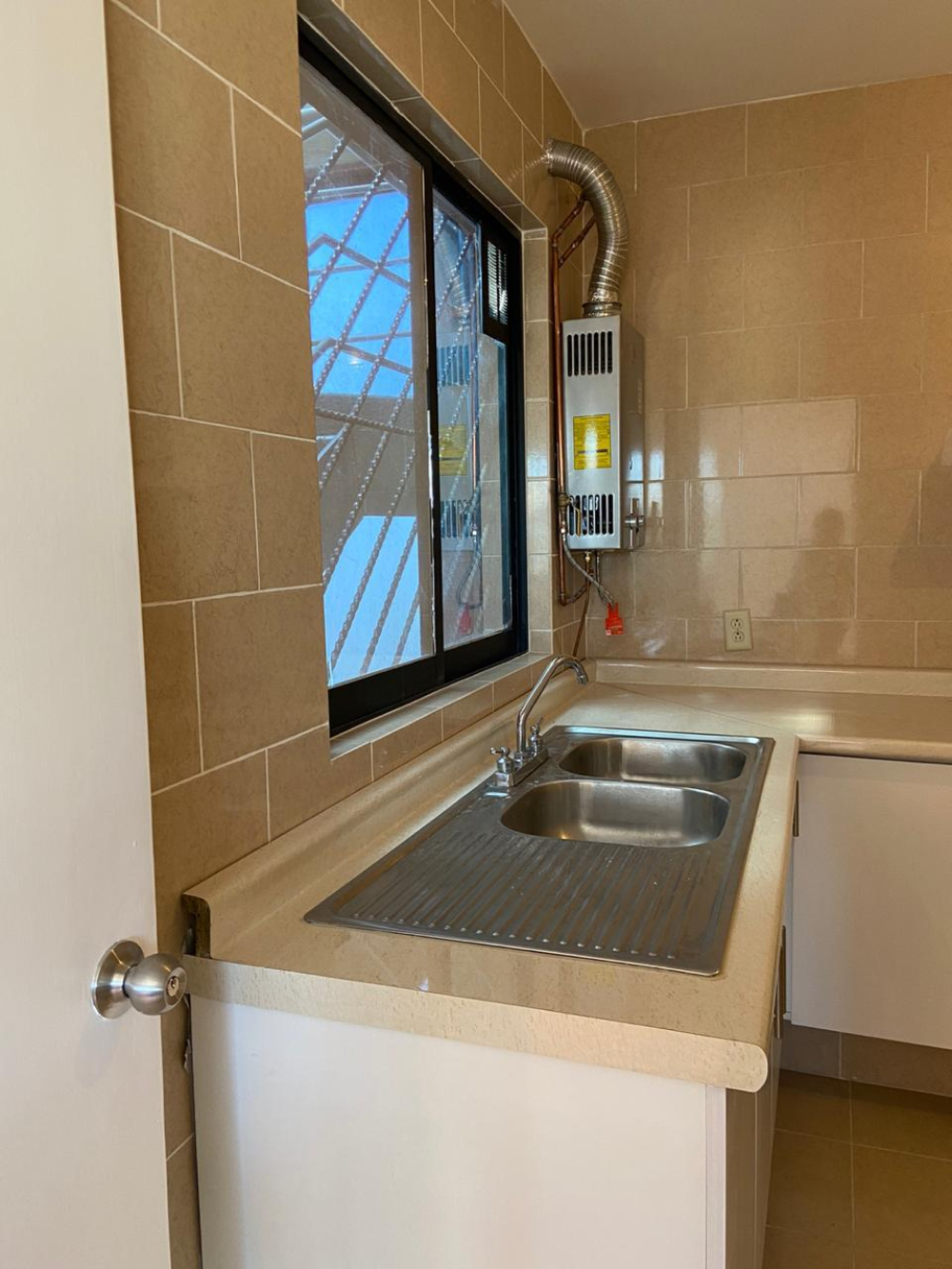 Departamento En Venta En Del Valle Norte