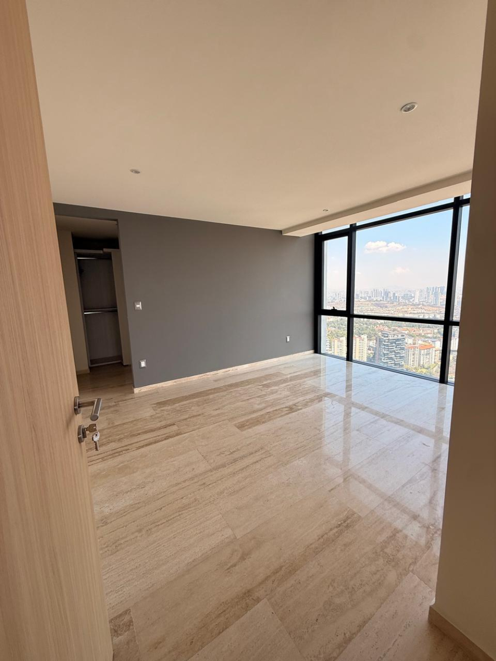 SE VENDE DEPARTAMENTO EN MANIGUA,INTERLOMAS