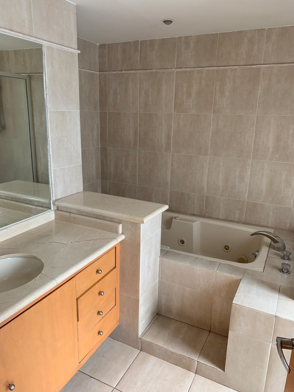 departamento en renta en interlomas en toledo