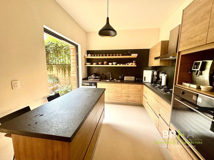 Casa En Condominio En Renta En San Miguel Chapultepec