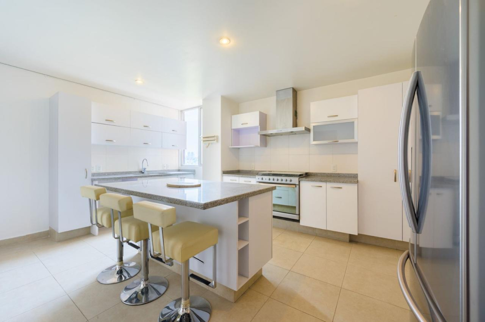 Departamento En Venta En Hacienda De Las Palmas