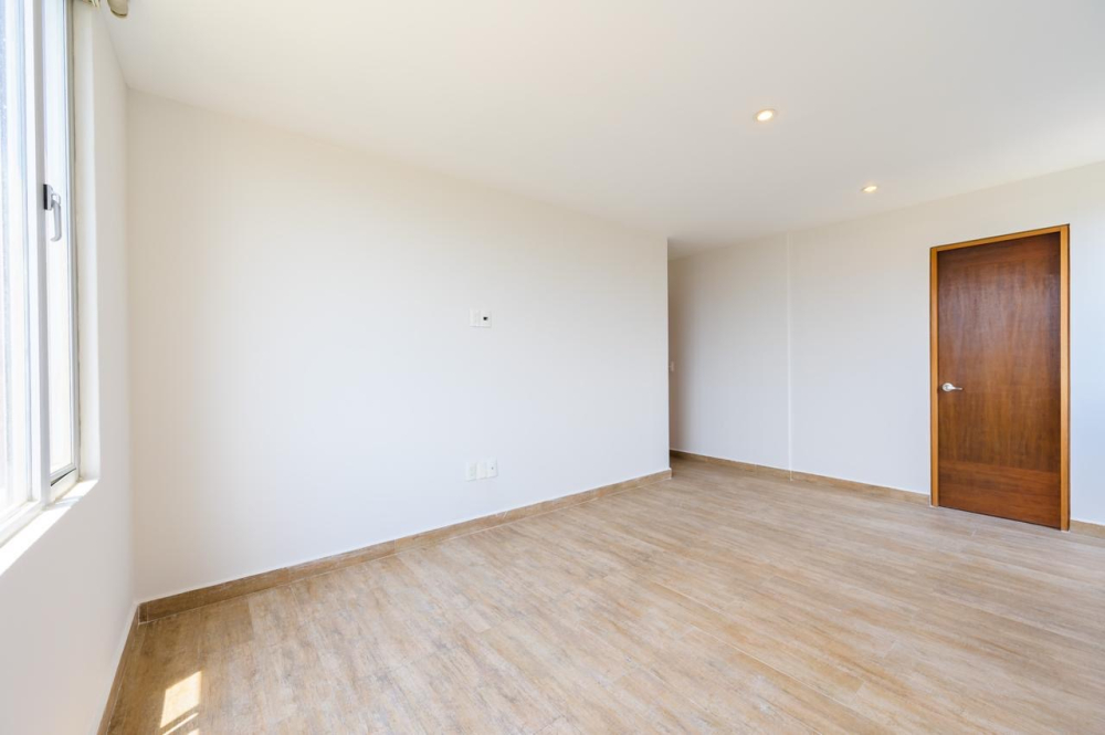 Departamento En Venta En Hacienda De Las Palmas