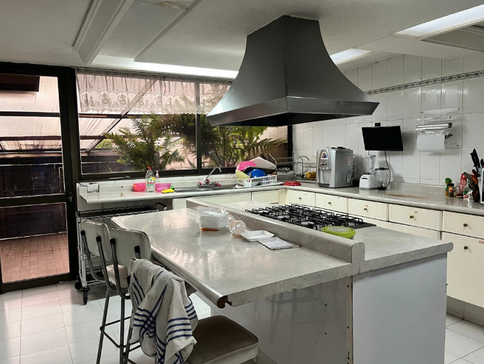 VENTA CASA EN LOMA DE LAS PALMAS