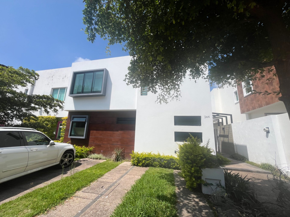 casa en condominio en renta en fraccionamiento la rioja